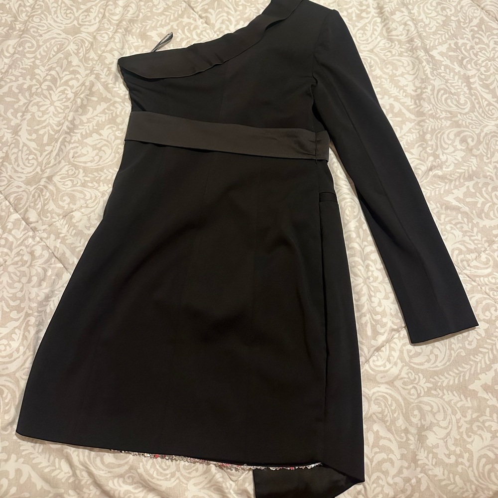 Glamorous One-Shoulder Black and Silver Dress - Picture 6 of 7
